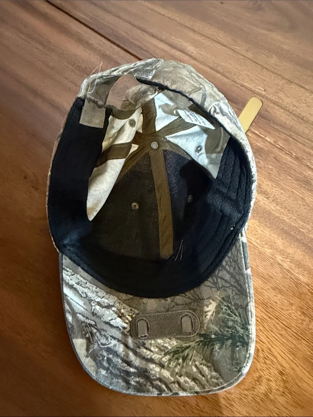 Realtree Camo Kids Hat with Built-In LED Lights - Brown/Tan/Green
